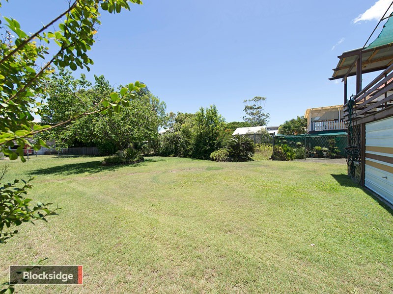 22 Third Avenue, Sandgate QLD 4017