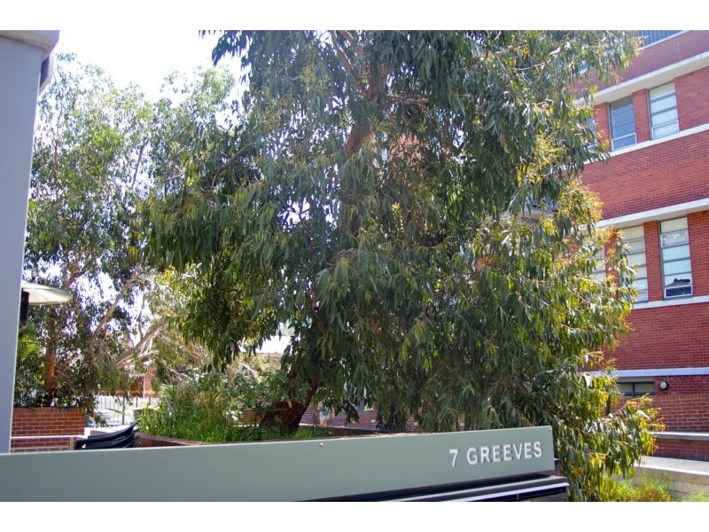 207F/7 Greeves Street, St Kilda VIC 3182