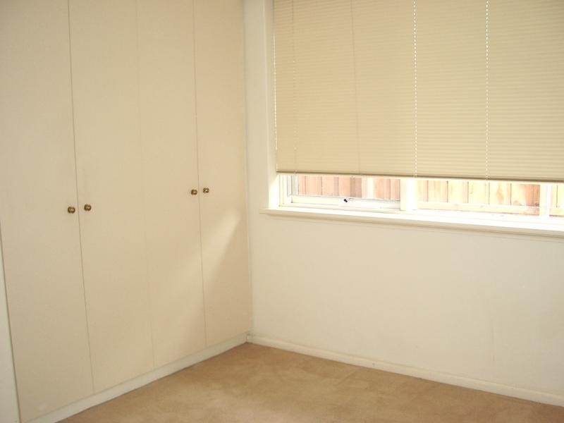 1/321 Barkly Street, Elwood VIC 3184