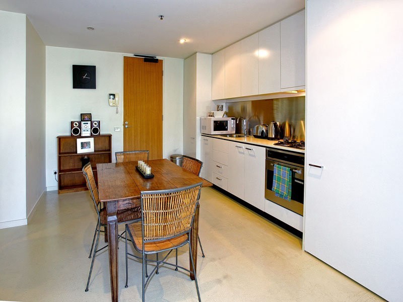 23/12 Fitzroy Street, St Kilda VIC 3182