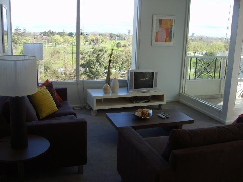 601/82 Queens Road, Melbourne VIC 3000
