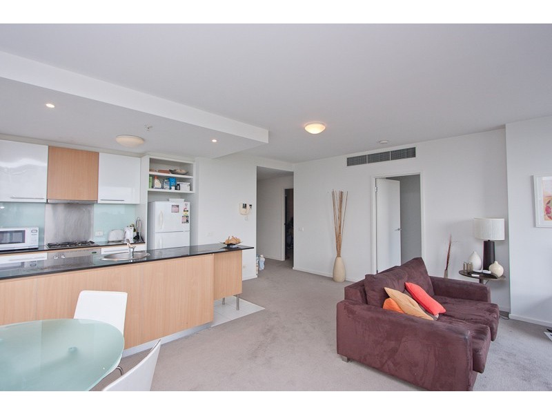 601/82 Queens Road, Melbourne VIC 3000