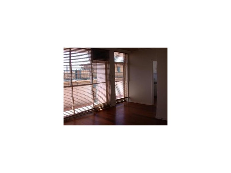 3F/12 Marine Parade, St Kilda VIC 3182