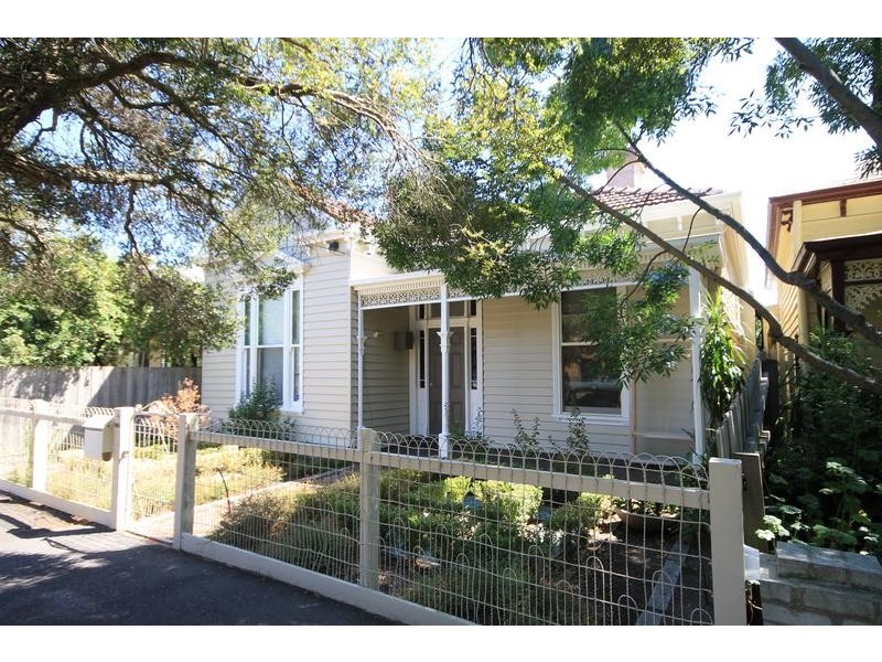 16 Grosvenor Street, St Kilda East VIC 3183