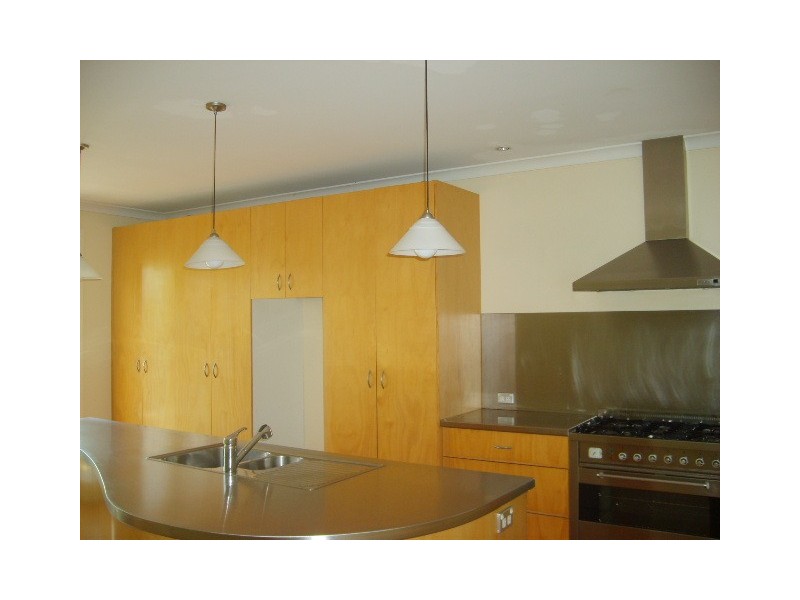 16 Grosvenor Street, St Kilda East VIC 3183