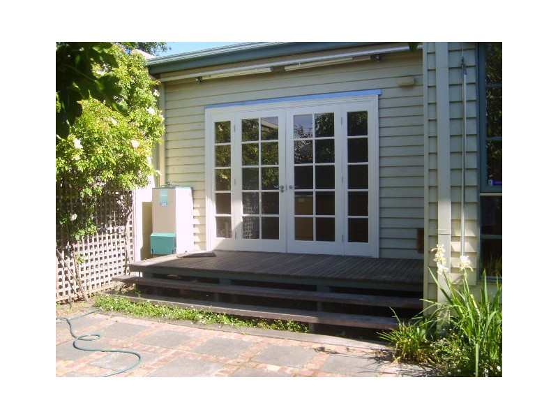 16 Grosvenor Street, St Kilda East VIC 3183