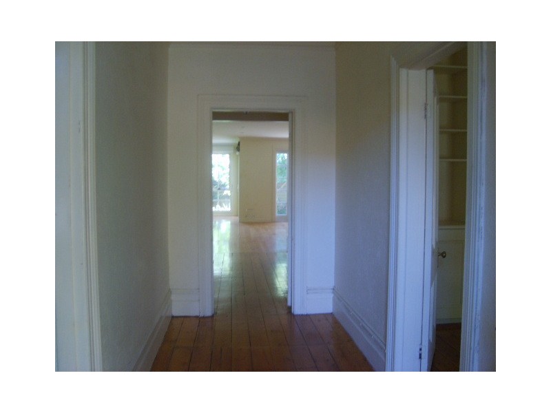 16 Grosvenor Street, St Kilda East VIC 3183