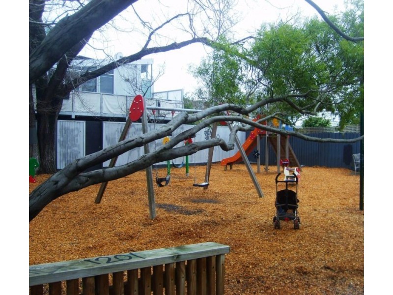 10 Lynott Street, St Kilda VIC 3182