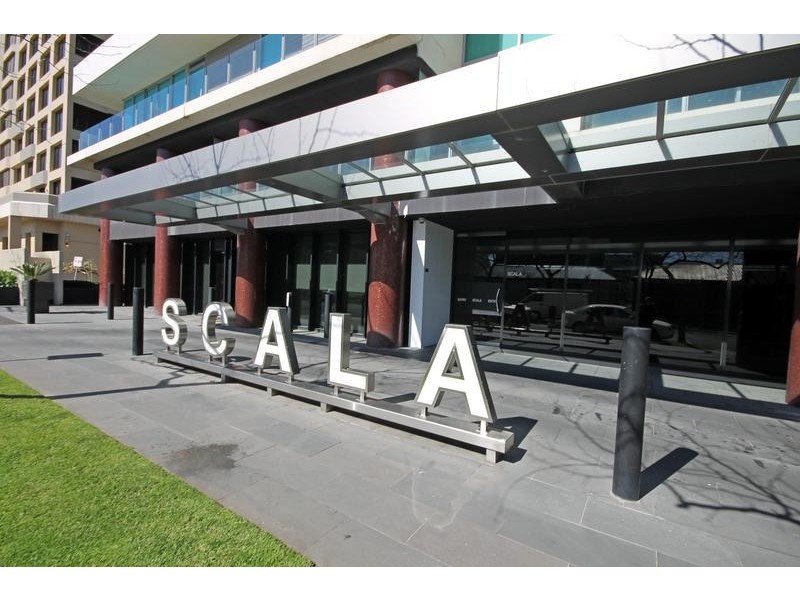 704/1 Roy Street, Melbourne VIC 3004