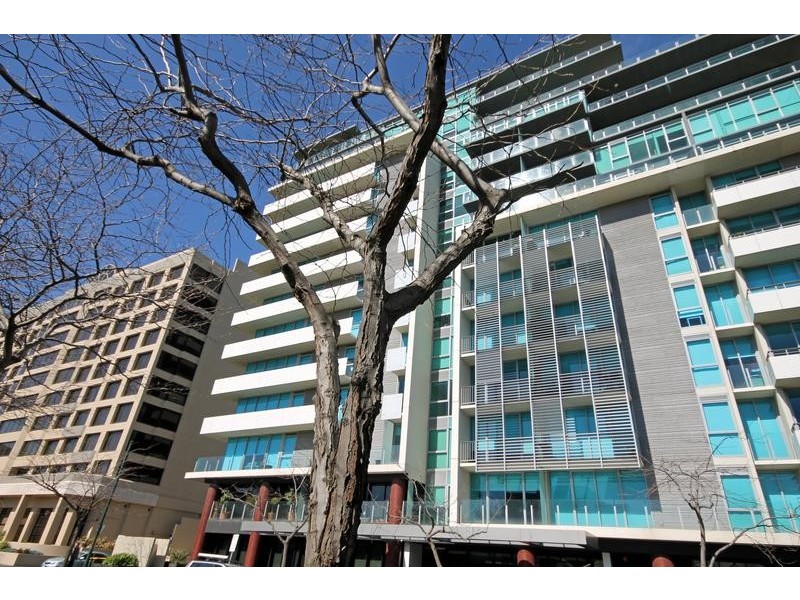 704/1 Roy Street, Melbourne VIC 3004