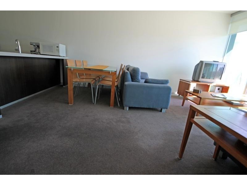 704/1 Roy Street, Melbourne VIC 3004