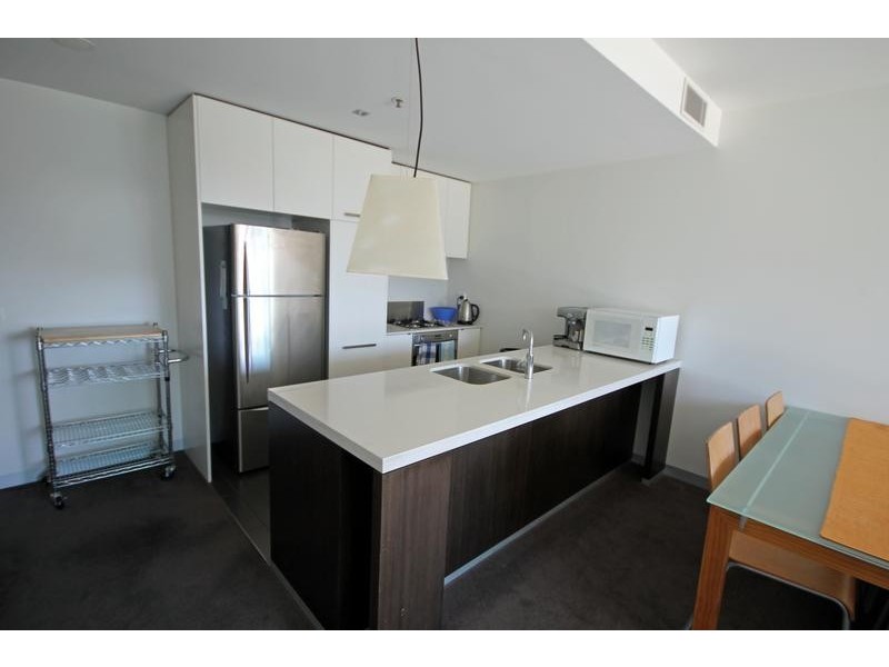 704/1 Roy Street, Melbourne VIC 3004