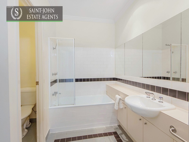 8/108 Southbank Boulevard, Southbank VIC 3006