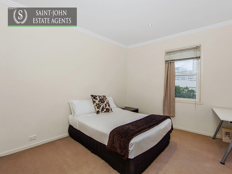 8/108 Southbank Boulevard, Southbank VIC 3006