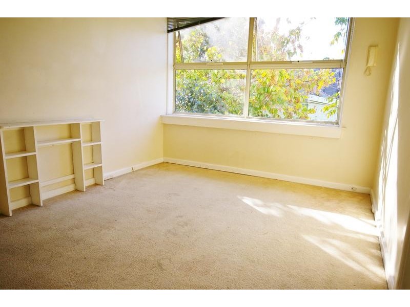 18/82 Westbury Street, St Kilda East VIC 3183