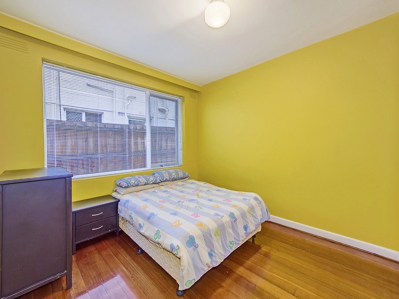 2/57-59 Lansdowne Road, St Kilda East VIC 3183