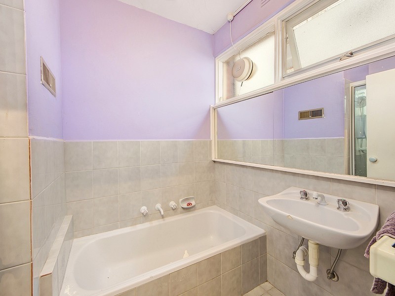 2/57-59 Lansdowne Road, St Kilda East VIC 3183