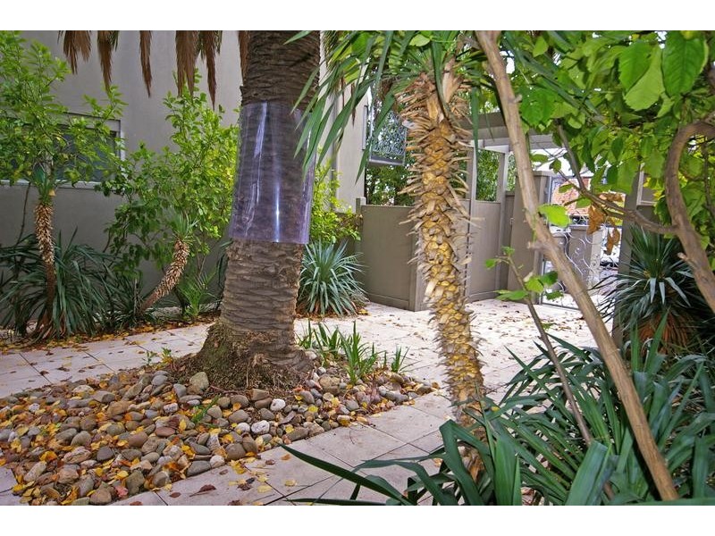 11/3-5 Coleridge Street, Elwood VIC 3184