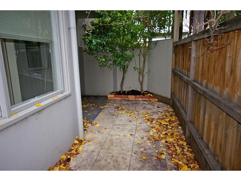 11/3-5 Coleridge Street, Elwood VIC 3184