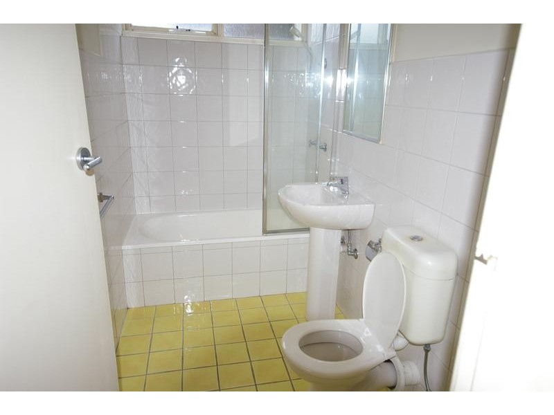 11/3-5 Coleridge Street, Elwood VIC 3184