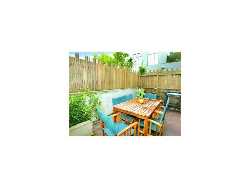 12/22 St Kilda Road, St Kilda VIC 3182