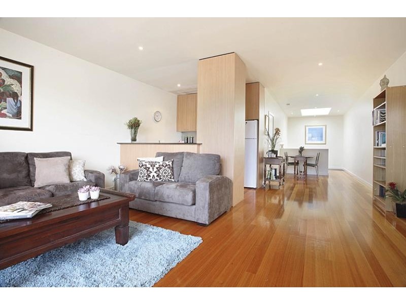 2/153 Martin Street, Brighton VIC 3186