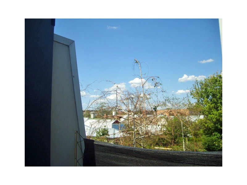 4/156 Carlisle Street, St Kilda VIC 3182