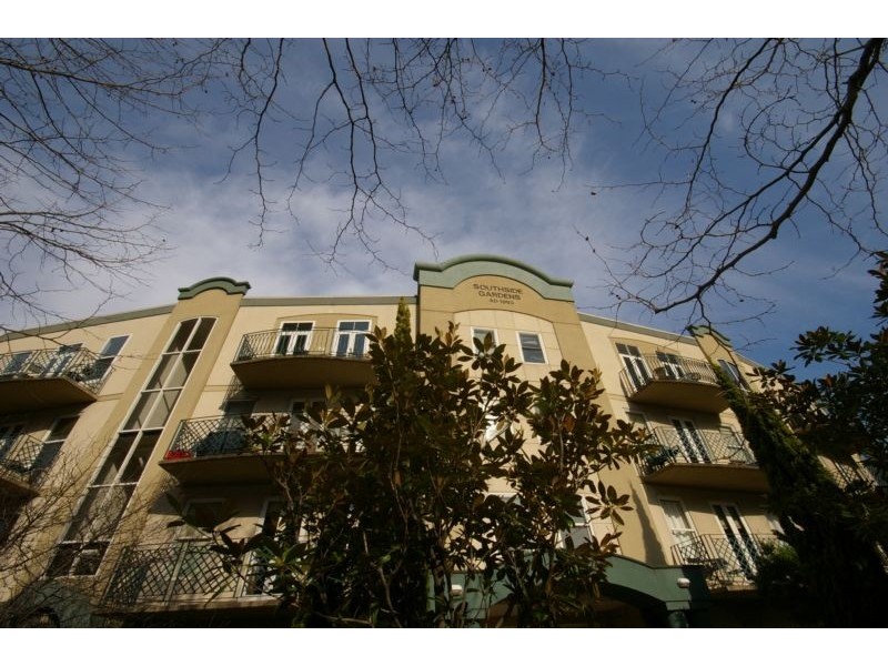 8/106 Southbank Boulevard, Southbank VIC 3006