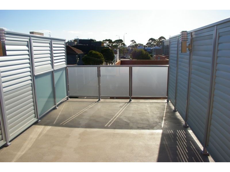 12 Lynott Street, St Kilda VIC 3182