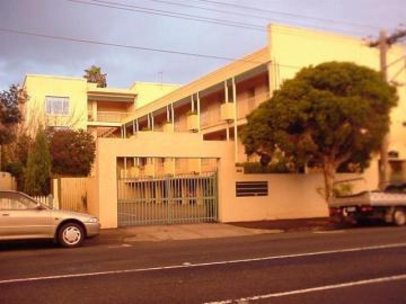 1/62 Westbury Street, St Kilda East VIC 3183