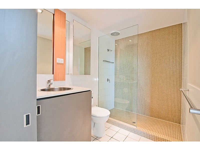 E502/5 Greeves Street, St Kilda VIC 3182