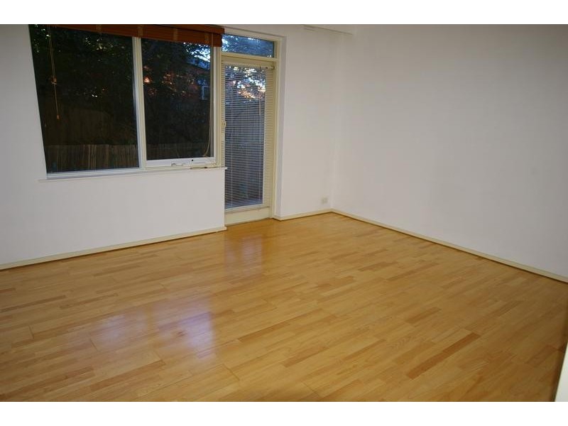 1/129 Argyle Street, St Kilda VIC 3182