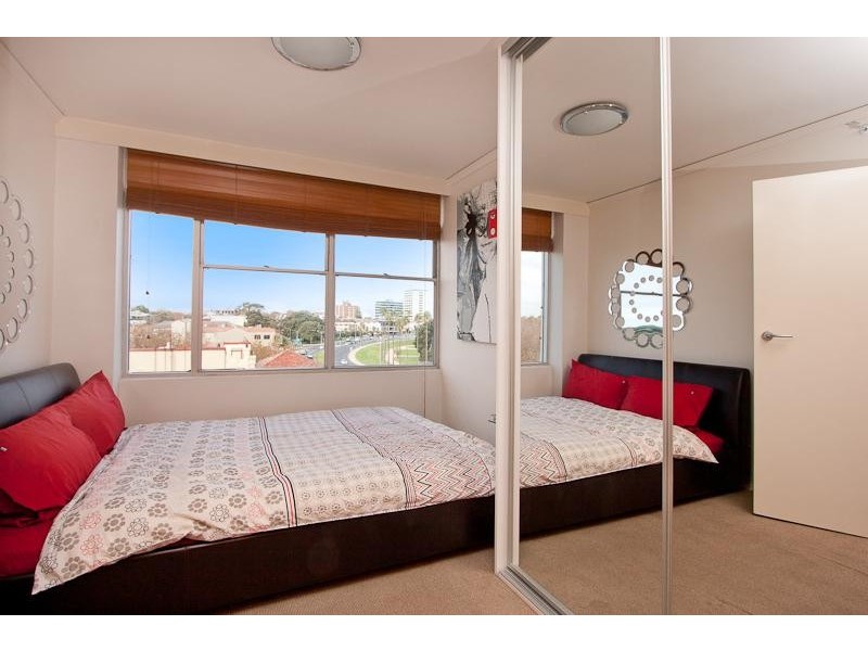 29/350 Beaconsfield Parade, St Kilda VIC 3182