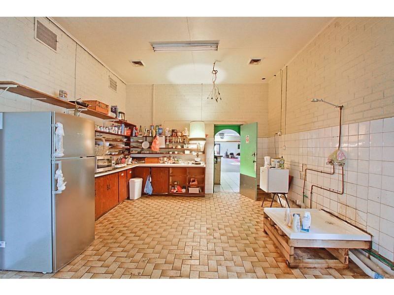 2 Severn Street, Yarraville VIC 3013