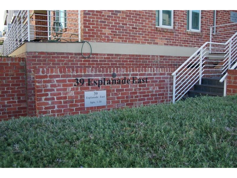 4/39 Esplanade East, Port Melbourne VIC 3207