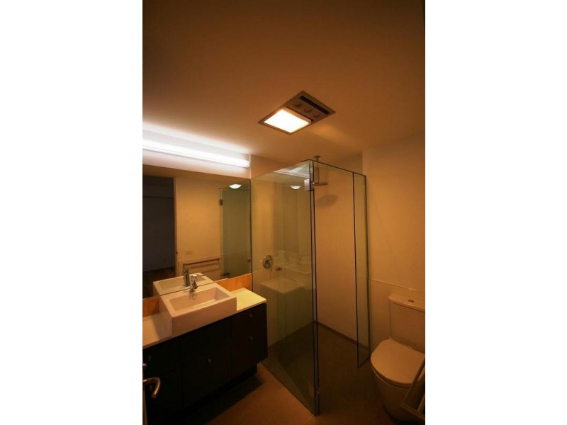 2/187 Bank Street, South Melbourne VIC 3205