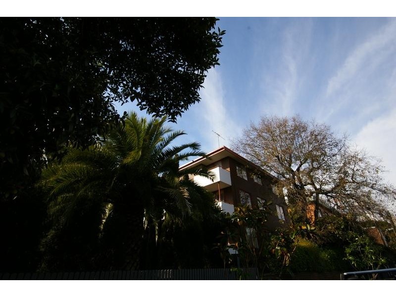 17/62 Alma Road, St Kilda VIC 3182