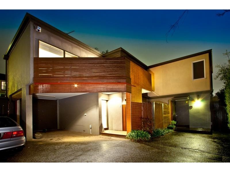 8/76 Carlisle St, St Kilda VIC 3182