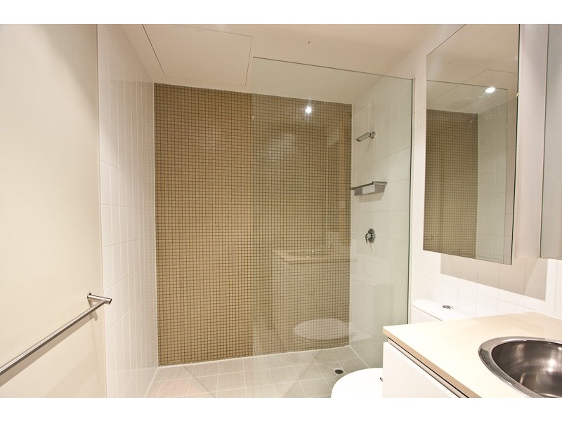 C211/3 Greeves Street, St Kilda VIC 3182