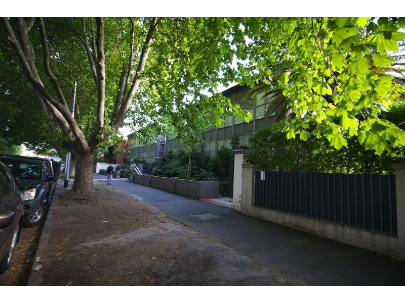 16/11-17 Park Street, St Kilda West VIC 3182