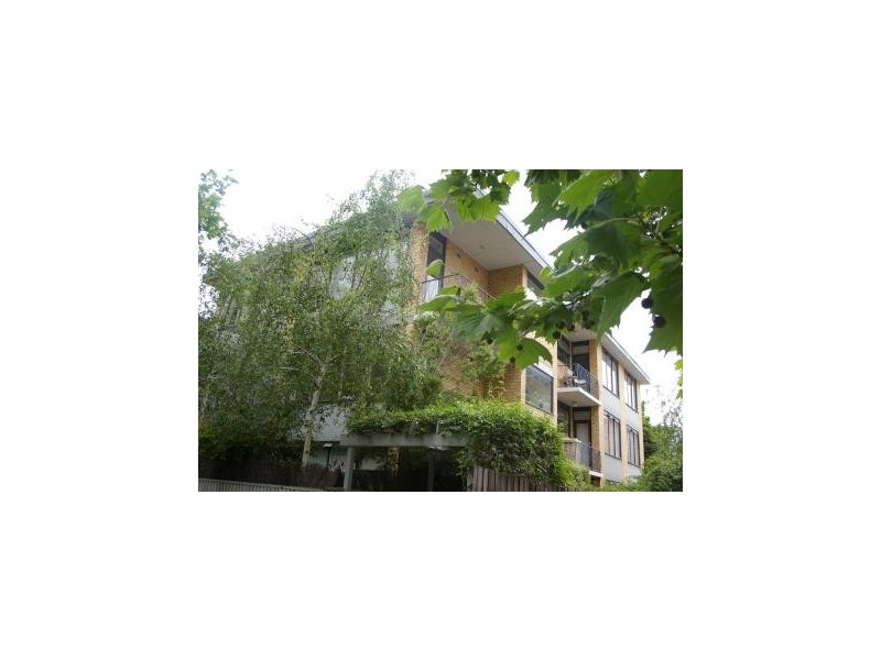 7/1 Ravens Grove, St Kilda VIC 3182