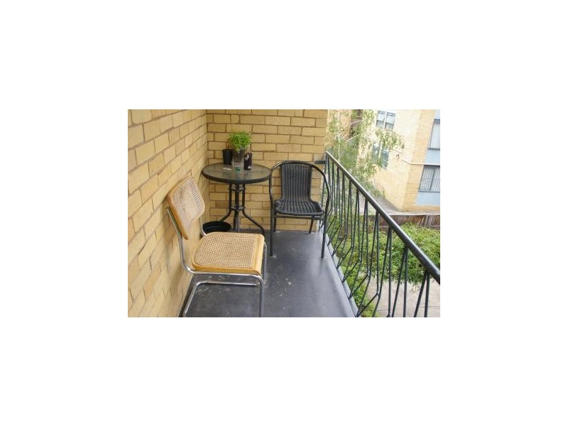 7/1 Ravens Grove, St Kilda VIC 3182