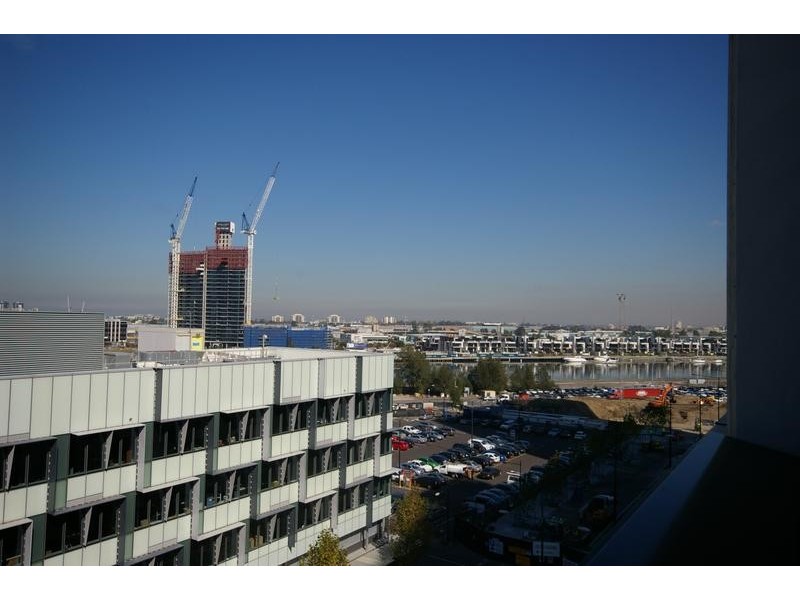 719/838 Bourke Street, Docklands VIC 3008