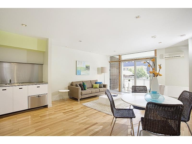 303/5 Greeves Street, St Kilda VIC 3182