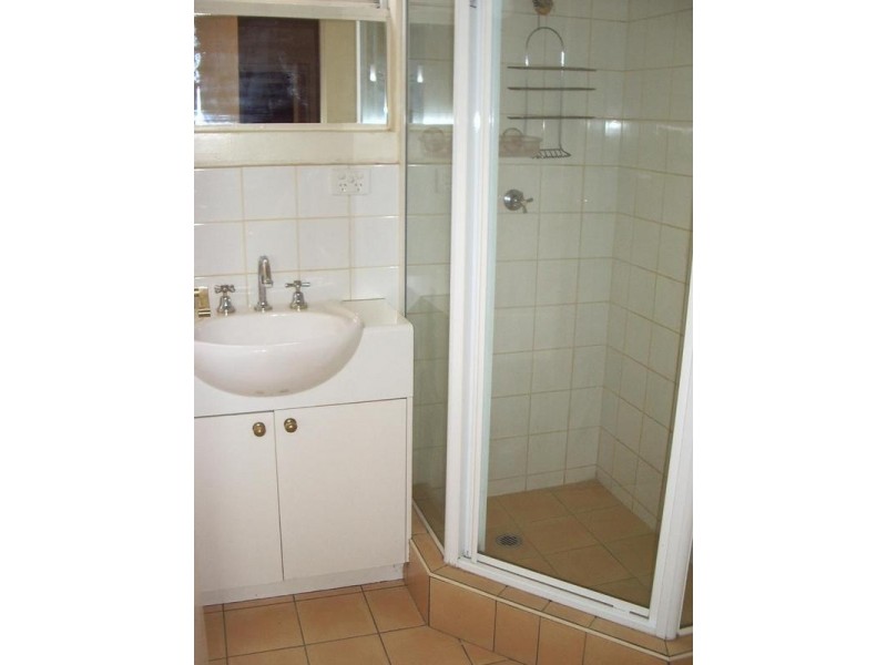 1/2a Poziers Avenue, St Kilda VIC 3182