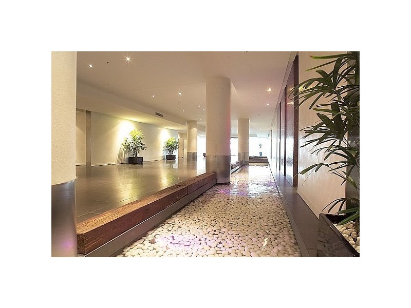 1/60 Siddeley Street, Docklands VIC 3008