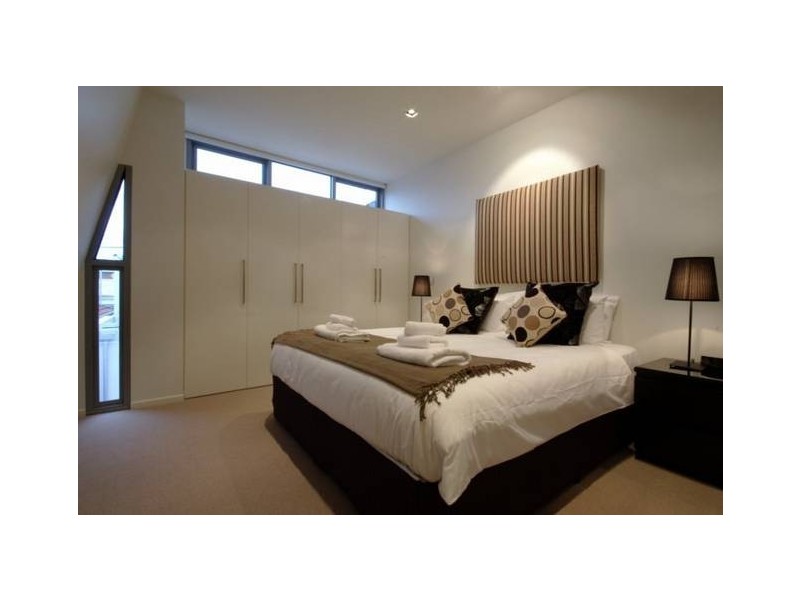 6 Cambridge Street, Port Melbourne VIC 3207