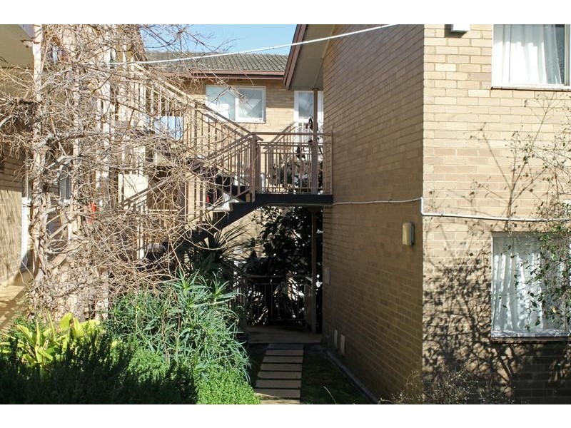 6/3 Herbert Street, Elwood VIC 3184