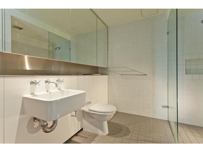 2A/635 St Kilda Road, Melbourne VIC 3004
