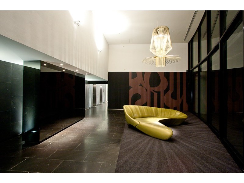 2A/635 St Kilda Road, Melbourne VIC 3004